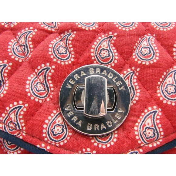 Vera Bradley Red Bandana Petite Paisley Printed Turnlock Wristlet Wallet Quilted - Picture 5 of 12